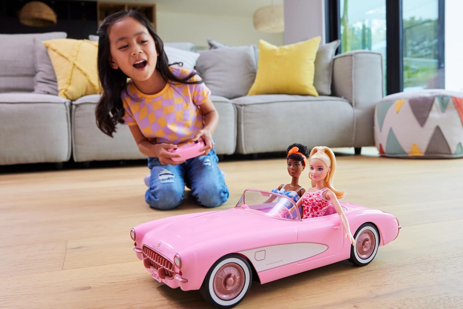 HOT WHEELS KABRIOLET FILMOWY BARBIEa.jpg