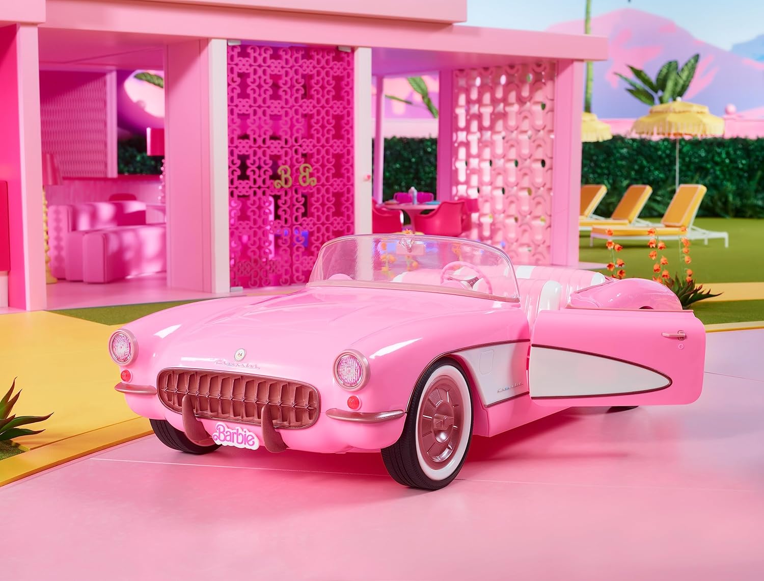 KABRIOLET FILMOWY BARBIE DELUXE MATTEL HPK02a.jpg